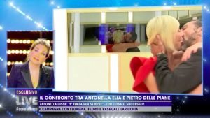 Antonella Elia su Pietro Delle Piane: "Amico con benefici"