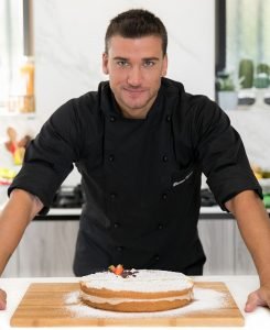 Lo chef Damiano Carrara si sposa con Chiara
