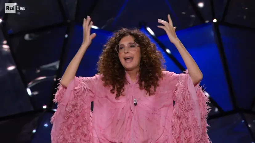 Teresa Mannino: Un Monologo a Sanremo 2024 per l’Ambiente e Contro la Violenza sulle Donne article-post