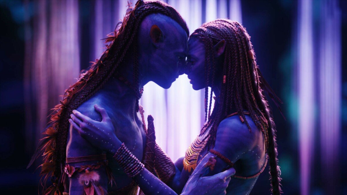 Neytiri e Jake in una scena del film Avatar