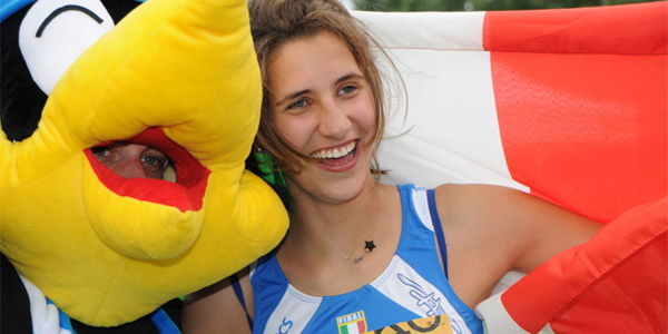 La Trost davanti alle pizzerie preview