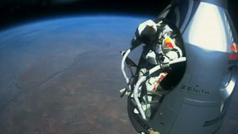 Il salto di Baumgartner preview
