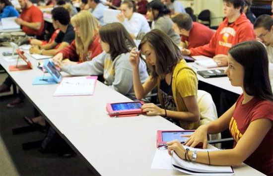 Utilità del tablet a scuola preview