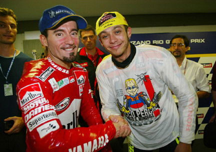 Max Biaggi, addio alle moto e a Rossi article-post