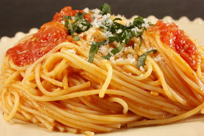 Come fare gli spaghetti al pomodoro preview