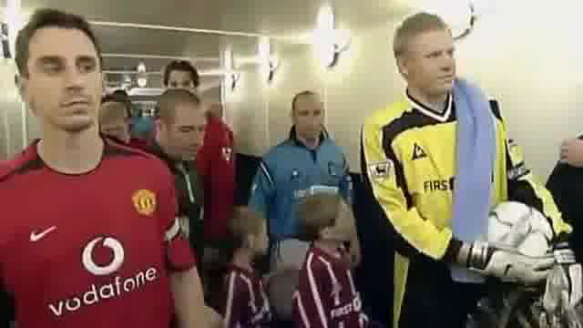 Il litigio fra Schmeichel e Neville preview