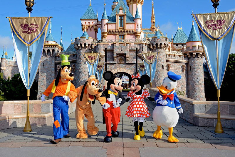 Tutti a Disneyland article-post