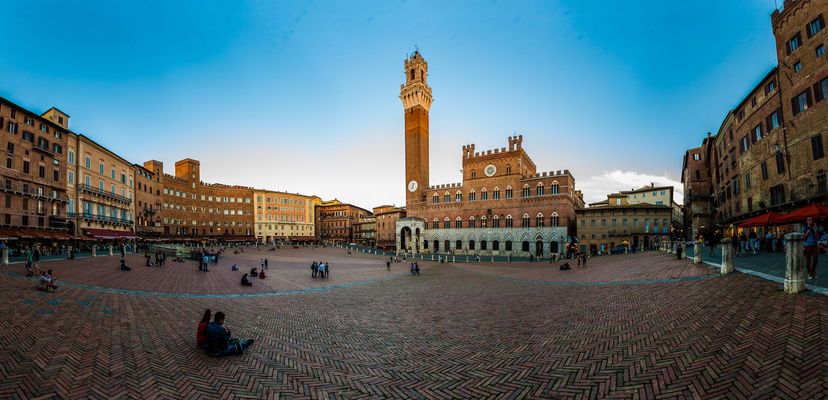 Pizza margherita per stranieri preview