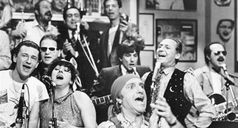 Quelli della notte, quando Arbore univa il paese preview