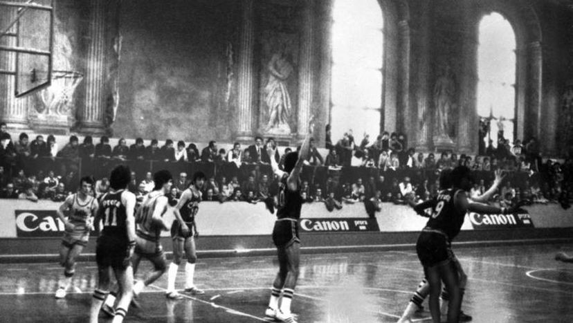 Senza Misericordia preview