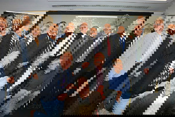 Lo stile di Arese e Armani preview