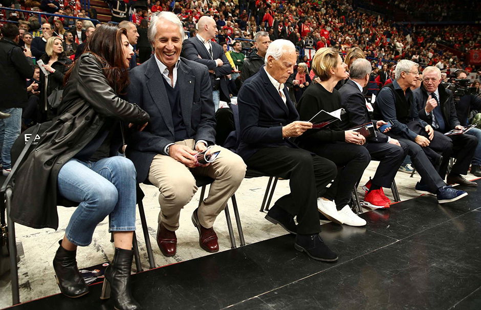 I camerieri di Armani e Juventus article-post