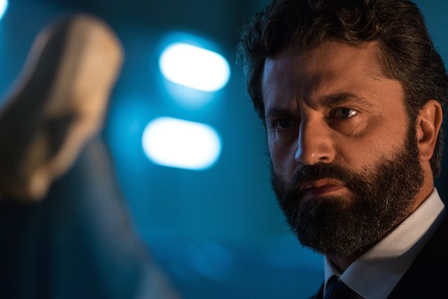 Il Miracolo, il sangue di Renzi preview