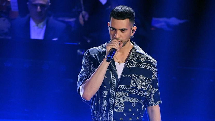 Mahmood primo in classifica, conquistati popolo ed élite preview