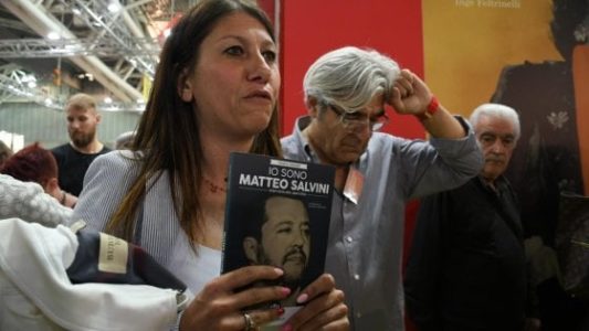 Feltrinelli vende Salvini, ma non si dice preview
