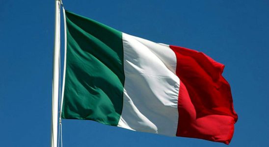 Gli italiani stanno scomparendo preview