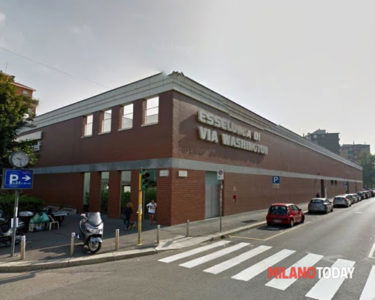 Esselunga, supermercato batte web preview