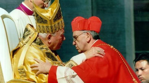 Wojtyla o Bergoglio? preview