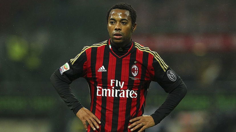 Nove anni a Robinho per stupro preview