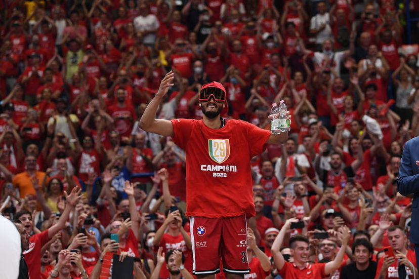 Lo scudo di Shields preview