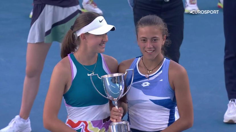 La prima volta di Tsitsipas e di Federica Urgesi preview