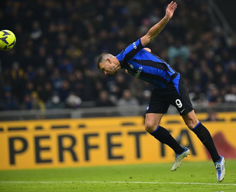 Testa di Dzeko preview