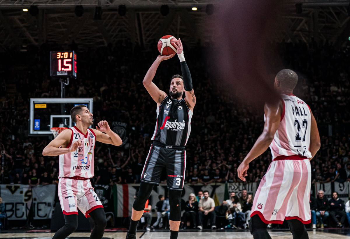 Trentacinque secondi di Belinelli article-post