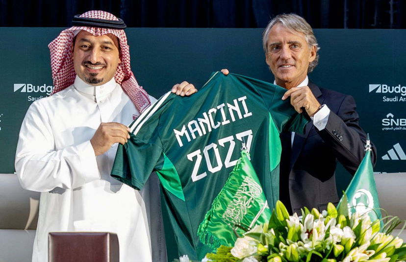 Chi allenerà Mancini article-post