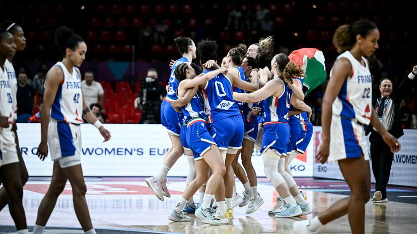 La storia sono loro preview