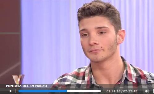 Stefano De Martino: “Amo ancora le mia ex”. Giulia Pauselli: “A questo punto se lo prenda Emma Marrone” preview