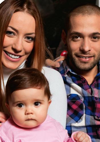 Karina Cascella e Salvatore Angelucci, ecco i video con la loro piccola Ginevra article-post