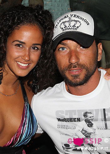 Costantino Vitagliano diventerà papà: Maria Teresa Francville è incinta preview