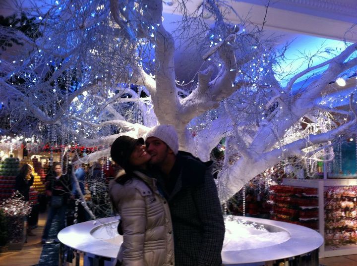 Rosa Baiano ed Emanuele Pagano in viaggio a Londra festeggiano il compleanno di Lele: foto preview