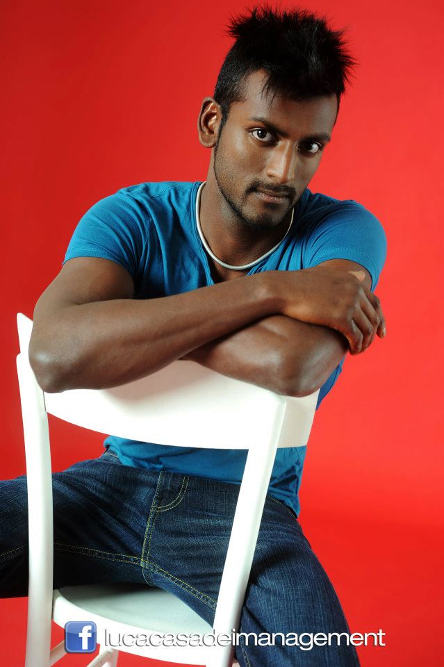 Kiran Maccali: foto posate preview