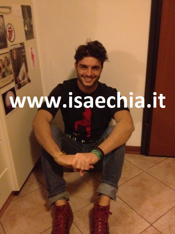 Giuseppe Turrà a IsaeChia.it: ‘Chiara Sammartino mi ha deluso, e a Giorgia Lucini la poltrona rossa interessava più dei suoi corteggiatori. Ma altro che Manfredi, se fossi stato più calmo la sua scelta sarei stato io!’ article-post