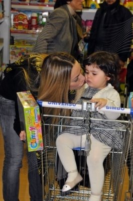 Karina Cascella con la figlia Ginevra: foto