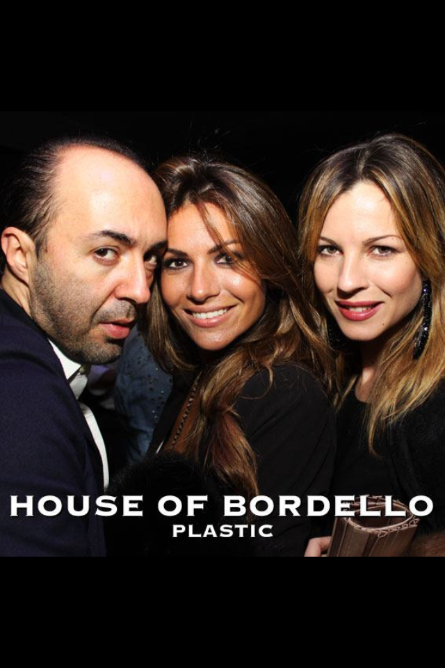 Roberta Ruiu in discoteca: foto preview