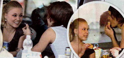 Andrés Gil, ragazzino gentiluomo: mimose per Anastasia Kuzmina preview