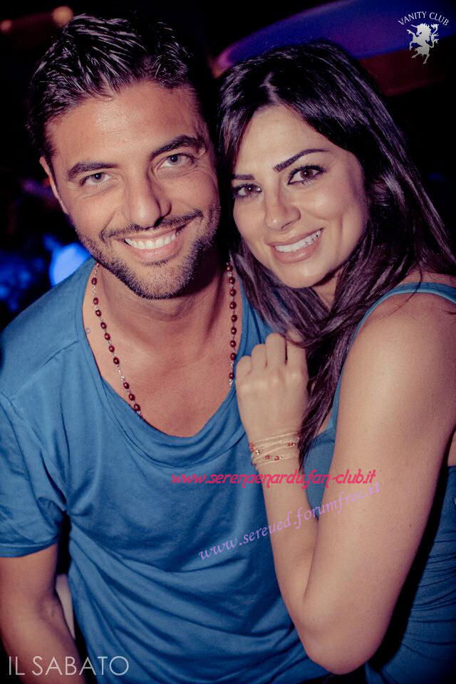 Serena ed Elga Enardu, Diego Daddì e Marco Meloni in discoteca