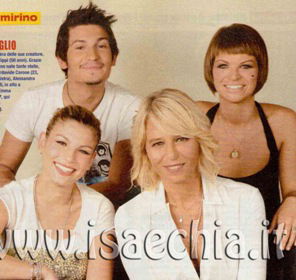 Alla faccia dei detrattori, gli Amici di Maria De Filippi sono dei veri e propri talenti. Emma Marrone insegna! preview