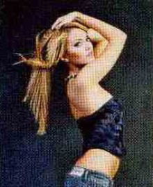 Elena Morali: “Come Pupa ero una vera imbranata…” preview