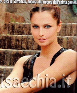 Anna Safroncik: “Cerco l’uomo giusto per fare un bambino, però non è… Francesco Arca!” preview