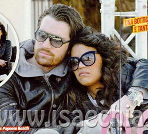 Mara Adriani annega tra le braccia del naufrago Leonardo Tumiotto preview