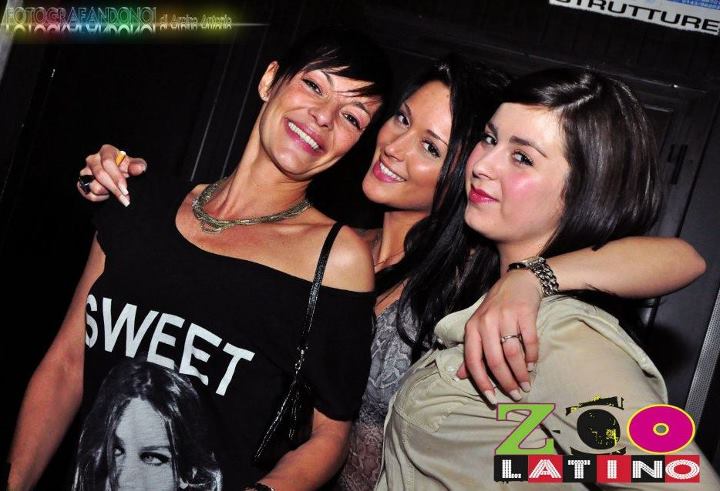 Diletta Pagliano in discoteca: foto article-post