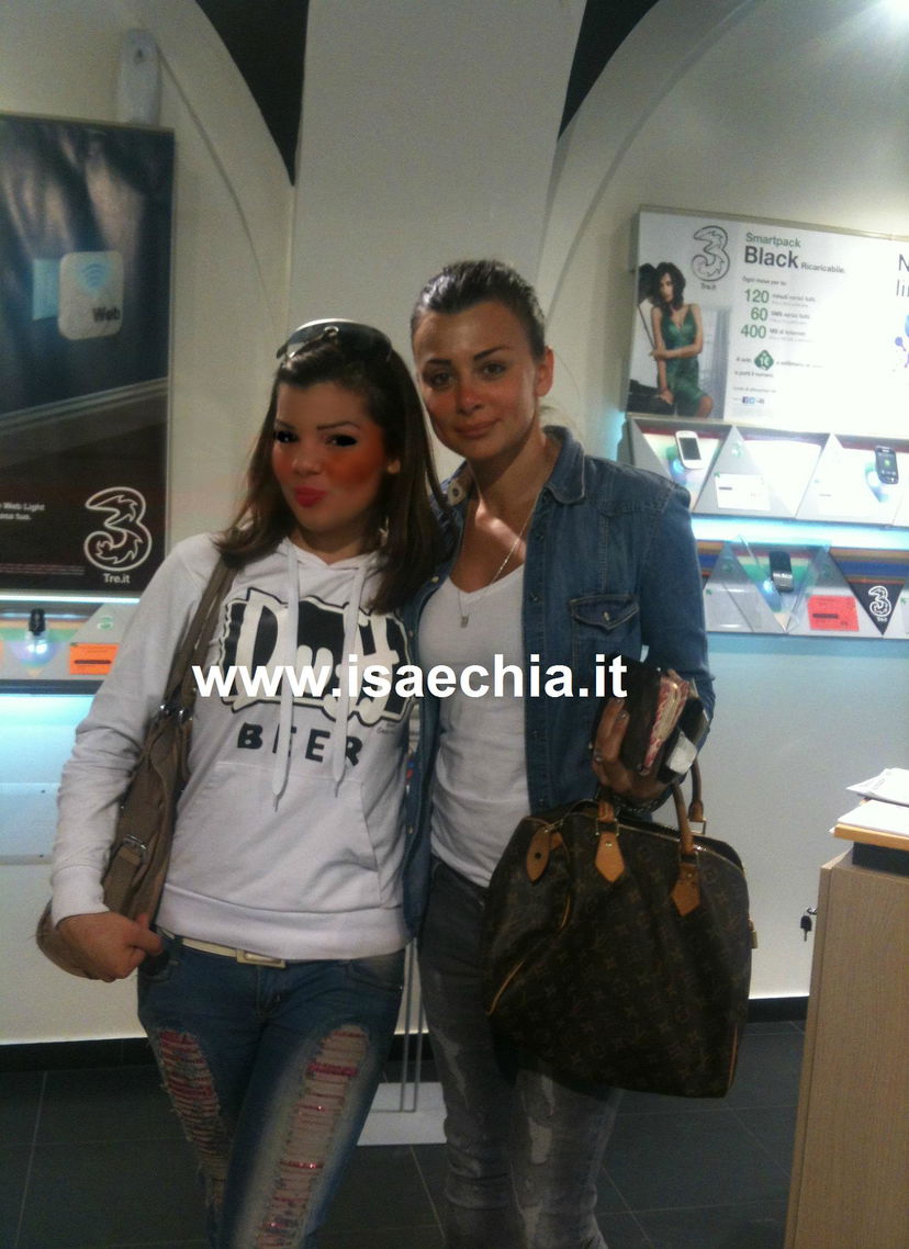 Una blogghina incontra Elga Enardu a Cagliari: foto preview