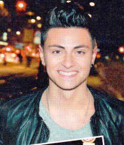 Virginio Simonelli: “Canto la mia anima divisa in due” preview