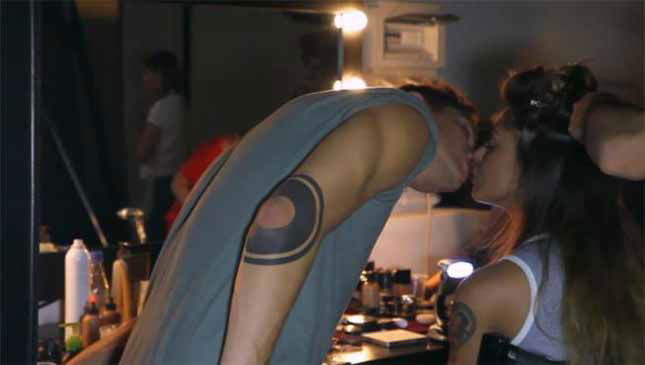 Belen Rodriguez e Stefano De Martino: il backstage “bollente” del video pubblicitario di 2Jewels (foto) preview