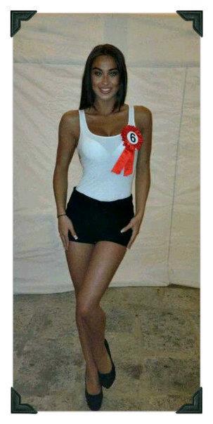 Pasqualina Sanna nella prima puntata di ‘Veline’ preview