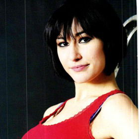 Giulia Pauselli: “Stefano De Martino? E’ solo un ragazzo!” preview