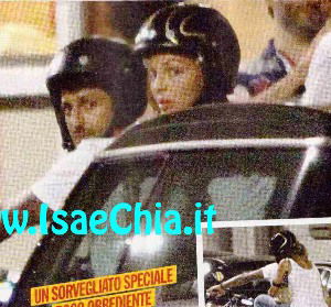 Adesso c’è Sarah Nile al fianco di Fabrizio Corona preview